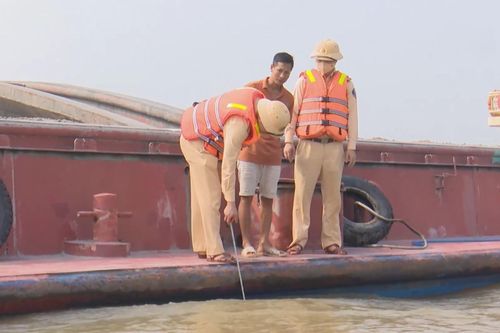 Hà Nội siết chặt quản lý, đảm bảo ATGT đường thủy
