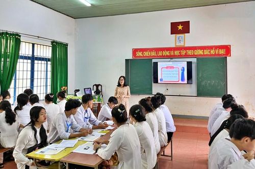 Sắp tới giáo viên sẽ được chấm điểm theo tháng, theo quý?