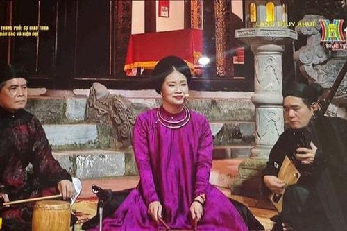 Giữ hồn làng trong phố