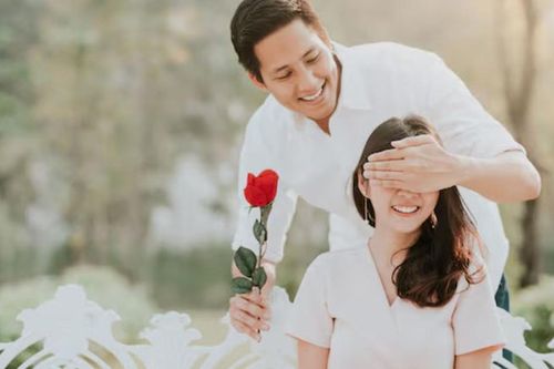 Phụ nữ khôn ngoan không hy sinh, họ ghi nhớ 3 nguyên tắc để được yêu thương và trân trọng