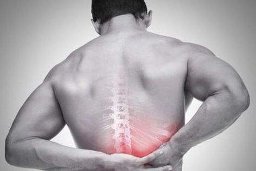 Chữa đau thắt lưng đột ngột đúng cách