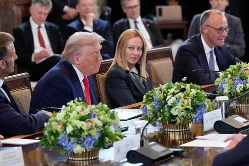 Sự khôn khéo của Thủ tướng Italia Giorgia Meloni trên 'bàn cờ' chính trị thế giới