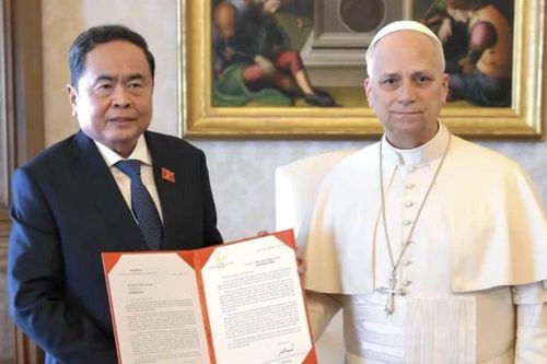 Chủ tịch Quốc hội Trần Thanh Mẫn chuyển thư của Tổng Bí thư, Chủ tịch nước Tô Lâm mời Giáo hoàng thăm Việt Nam