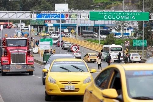 Nỗ lực hạ nhiệt căng thẳng giữa Colombia và Ecuador