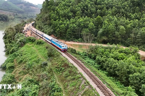 Giảm giá vận chuyển trên các đoàn tàu xuất phát đến ngày 14-5