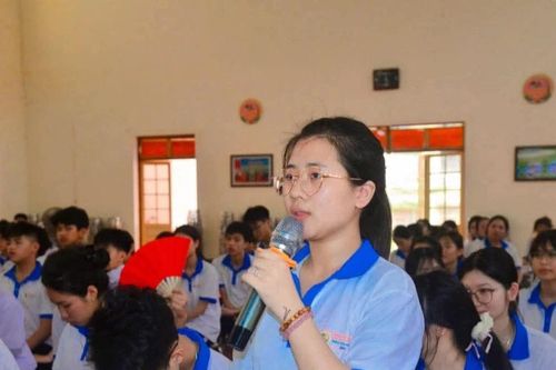 Khơi dậy tinh thần khởi nghiệp, đổi mới sáng tạo cho học sinh THPT