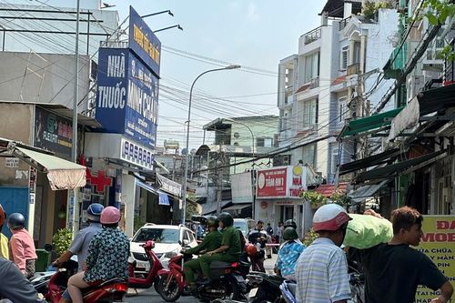 Cháy nhà trọ trong hẻm lúc rạng sáng, 2 người tử vong