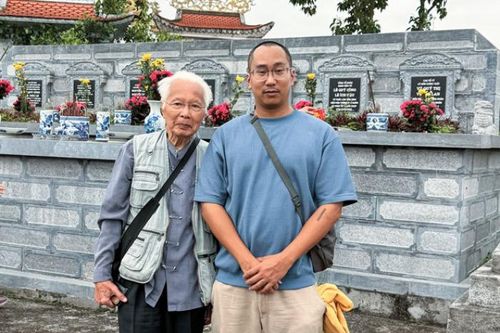 Đường về quê ngoại