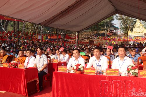 Mường Luân rộn ràng Tết Té nước Bun Huột Nặm