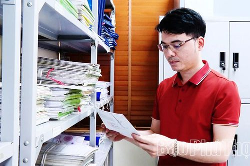Lấy kết quả công việc làm thước đo cán bộ