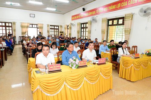 Cử tri xã Hòa An mong muốn được nâng cấp các tuyến đường giao thông trên địa bàn xã