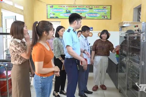 Tăng cường đảm bảo an toàn thực phẩm trong trường học