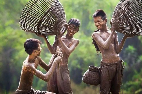 Một thời trẻ con (thơ)