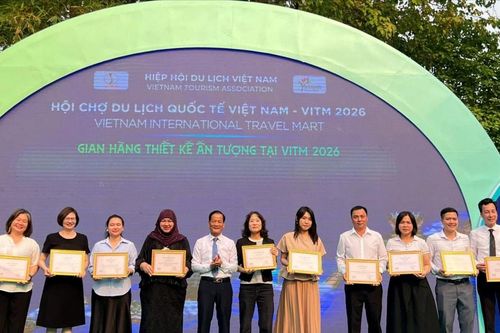 Lâm Đồng giành 2 giải thưởng gian hàng tại Hội chợ Du lịch quốc tế VITM Hà Nội
