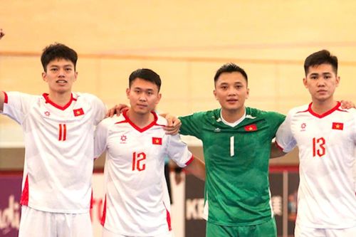 Thủ môn ghi bàn, tuyển futsal Việt Nam thắng thuyết phục Australia