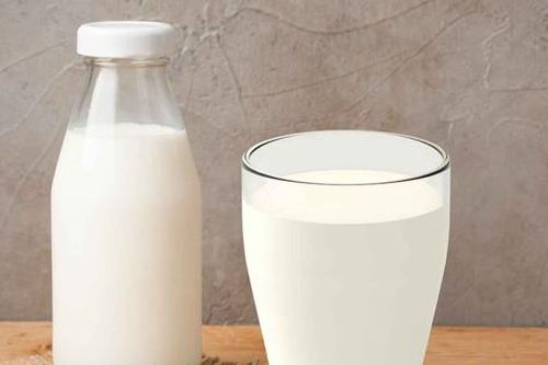 Sữa tươi cung cấp các axit amin nào cho sức khỏe để tăng trưởng ở trẻ