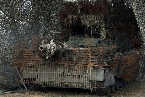 Xe tăng Leopard 1A5 Ukraine vẫn 'sống khỏe' sau hơn 50 đòn tấn công từ UAV Nga