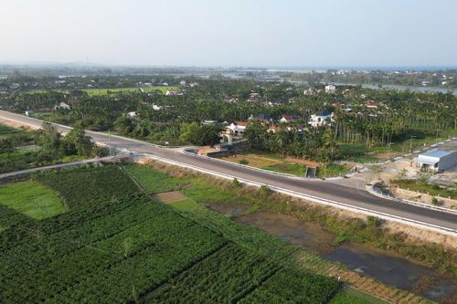 Quảng Ngãi: Tuyến đường ven biển Dung Quất-Sa Huỳnh dần hoàn thiện
