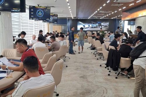 Đà Nẵng: Triệt phá ổ bạc Poker trá hình trong khách sạn
