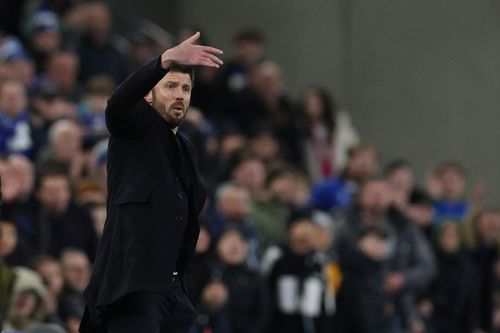 Ngày MU trở lại Champions League đang rất gần