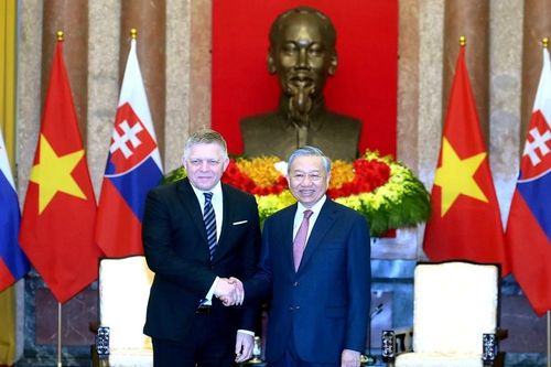 Tổng Bí thư, Chủ tịch nước Tô Lâm tiếp Thủ tướng Slovakia Robert Fico