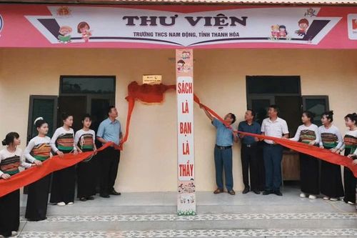 Hỗ trợ thư viện cho trẻ em khó khăn ở Thanh Hóa