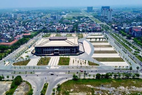 Chạy nước rút kịp 30-4 Quảng trường Văn hóa Thể thao Huế dần thành hình