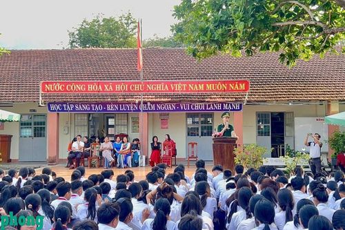 Đắk Lắk: Các đồn Biên phòng tổ chức tuyên truyền, giáo dục cho học sinh về chủ quyền lãnh thổ