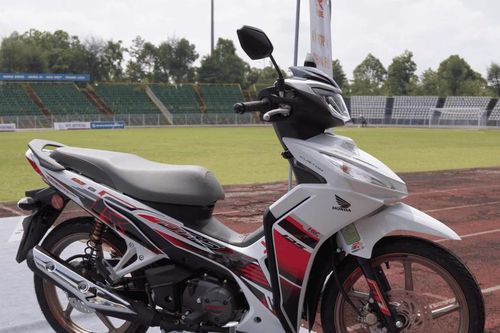 Xe máy số Honda Dash 125 về Việt Nam, giá hơn 80 triệu đồng