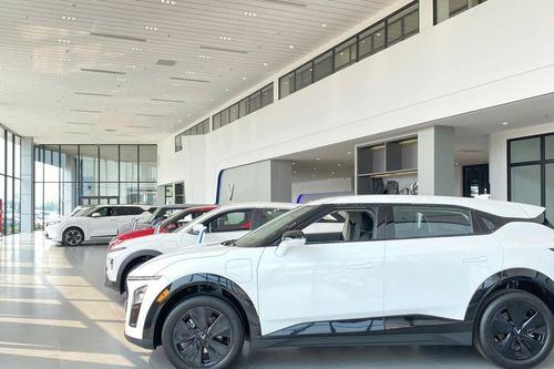 Xe điện dẫn dắt đà tăng trưởng của thị trường ô tô Việt