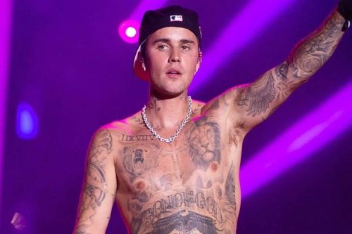 Justin Bieber điên rồ giữa hàng chục nghìn người