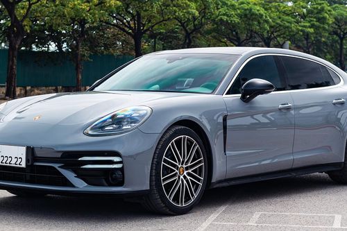 Đi xe sang Porsche 7 tỷ biển ngũ quý 2, chủ xe vẫn chi 200 triệu độ 'lên đời'