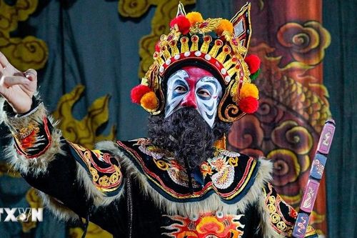 'Vẽ mặt' - hồn cốt của nghệ thuật Tuồng