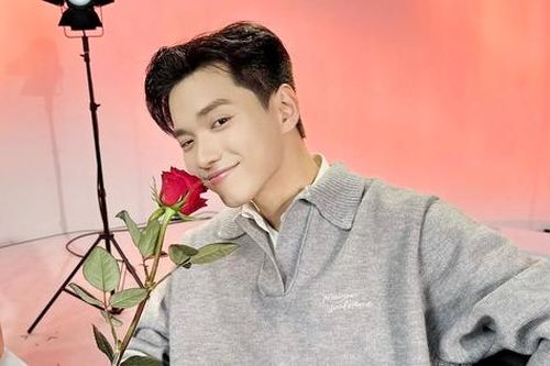 Đời thường phong trần, lãng tử gây sốt của nam MC gen Z của VTV
