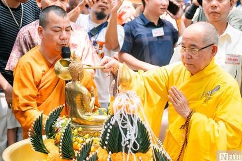 Độc đáo các nghi thức Phật giáo trong Tết Bunpimay của người Lào tại Đắk Lắk