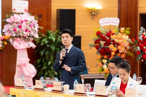 Thế hệ F2 lên nắm quyền: Bài toán giữ 'hồn cốt' khi chuyển giao quyền lực doanh nghiệp