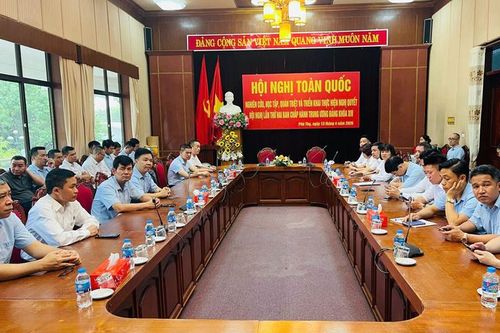 Chùm ảnh: Các tổ chức đảng thuộc Đảng bộ Bộ Công Thương học tập Nghị quyết Hội nghị Trung ương 2