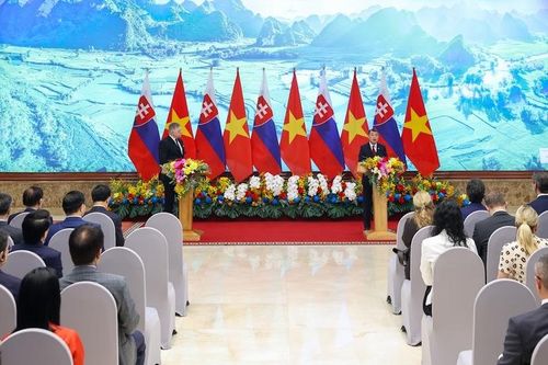 Việt Nam – Slovakia nâng cấp quan hệ lên Đối tác chiến lược