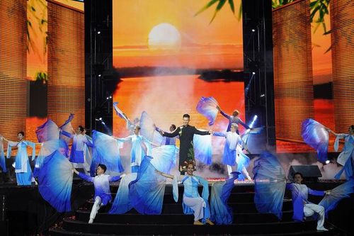 Đưa văn hóa đến gần người dân