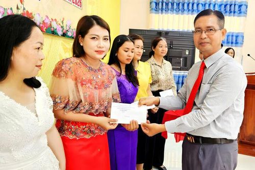 Xã Ba Chúc họp mặt mừng Tết Chôl Chnăm Thmây
