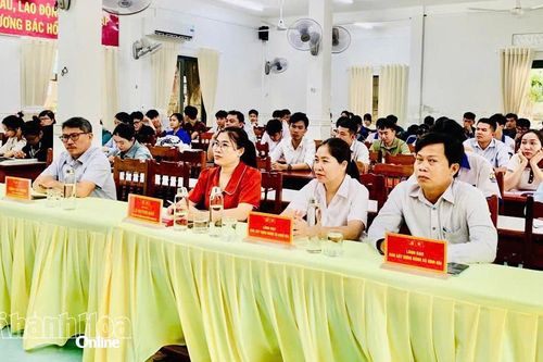 Trung tâm Chính trị phường Ninh Chử khai giảng lớp bồi dưỡng nhận thức về Đảng đợt II