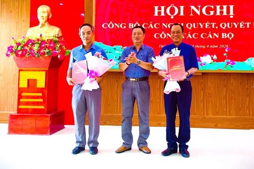Xã Diên Điền công bố các nghị quyết, quyết định về công tác cán bộ