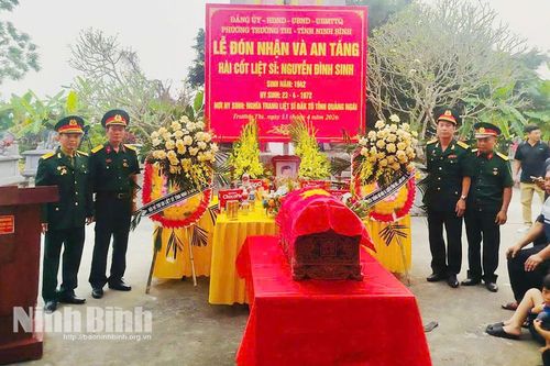 Phường Trường Thi đón nhận, truy điệu và an táng hài cốt liệt sĩ Nguyễn Đình Sinh