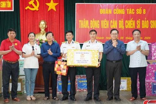 Lan tỏa tình cảm đất liền với biển, đảo Tổ quốc
