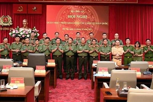 Xây dựng lực lượng tham mưu Cảnh vệ chuyên sâu, tinh, gọn, mạnh, đáp ứng yêu cầu, nhiệm vụ trong kỷ nguyên mới