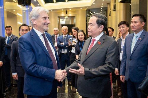 Chia sẻ tầm nhìn, đề xuất giải pháp thúc đẩy hợp tác Việt Nam - Italia trong giai đoạn mới