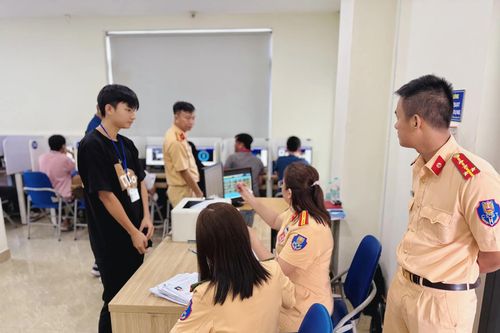 Học và thi bằng lái xe từ 1/7 có gì mới? 4 thay đổi ai cũng nên nắm rõ
