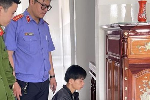 Người cháu trộm của thím hơn 82 triệu tiền và vàng