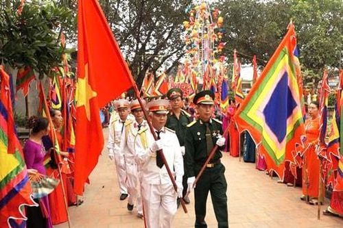 Trang nghiêm Lễ dâng hương Đức Đại vương Linh Lang tại Bình Đà