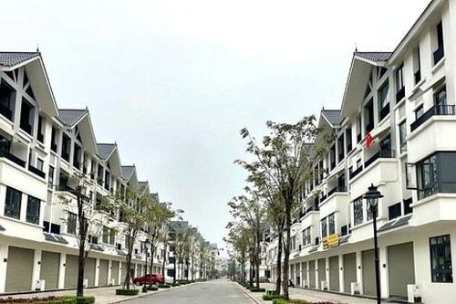 Thị trường căn hộ Hà Nội: Nguồn cung dịch chuyển, sức hấp thụ giảm tốc